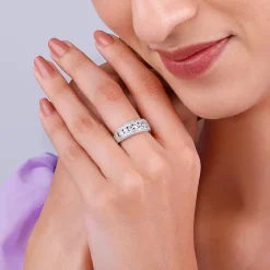 Silver Trilinear Ring